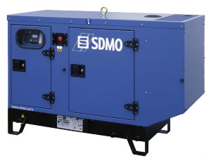 SDMO Т12КM-IV AUTO Дизельный генератор SDMO Т12КM-IV AUTO в кожухе с автоматикой запуска. Максимальная мощность 12 кВА, напряжение 230В.