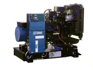 SDMO J22К Дизельный генератор SDMO J22К мощность 17.6 кВт, напряжение 380В. Двигатель JOHN DEER жидкостного охлаждения, 1500 об/мин.